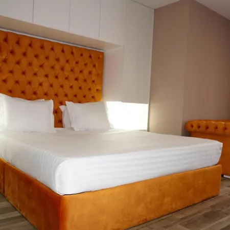 Lux'Otel City Lodge Barcelos Exterior photo