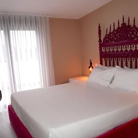 Lux'Otel City Lodge Barcelos Exterior photo