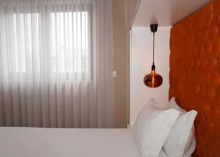 Lux\'Otel City Lodge