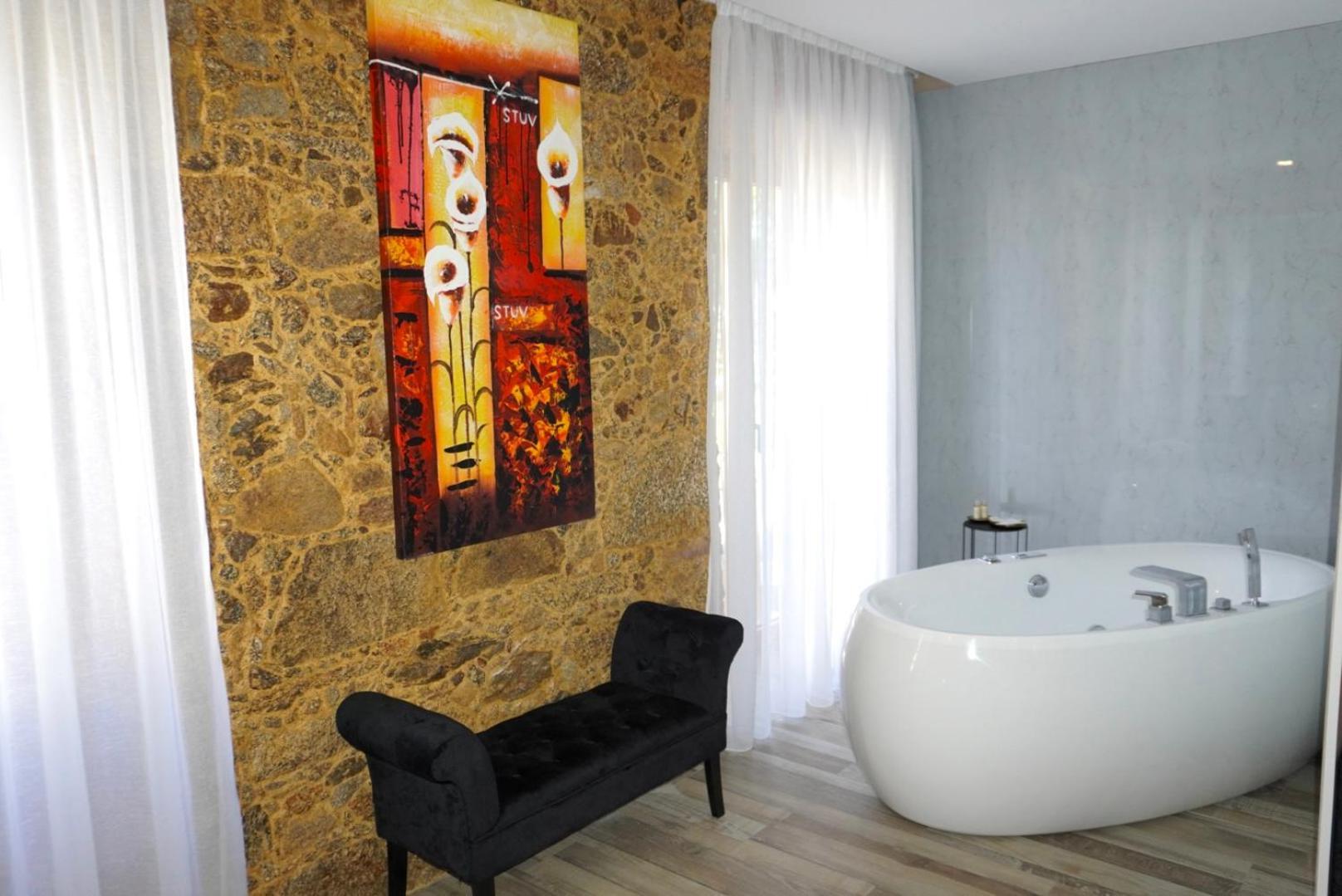 Lux'otel Barcelos